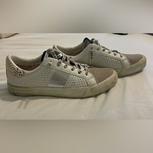 Vintage Havana White and Gray Sneakers with Distressed Look